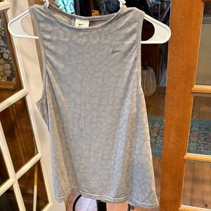 Nike Light Gray Patterned Tank Top